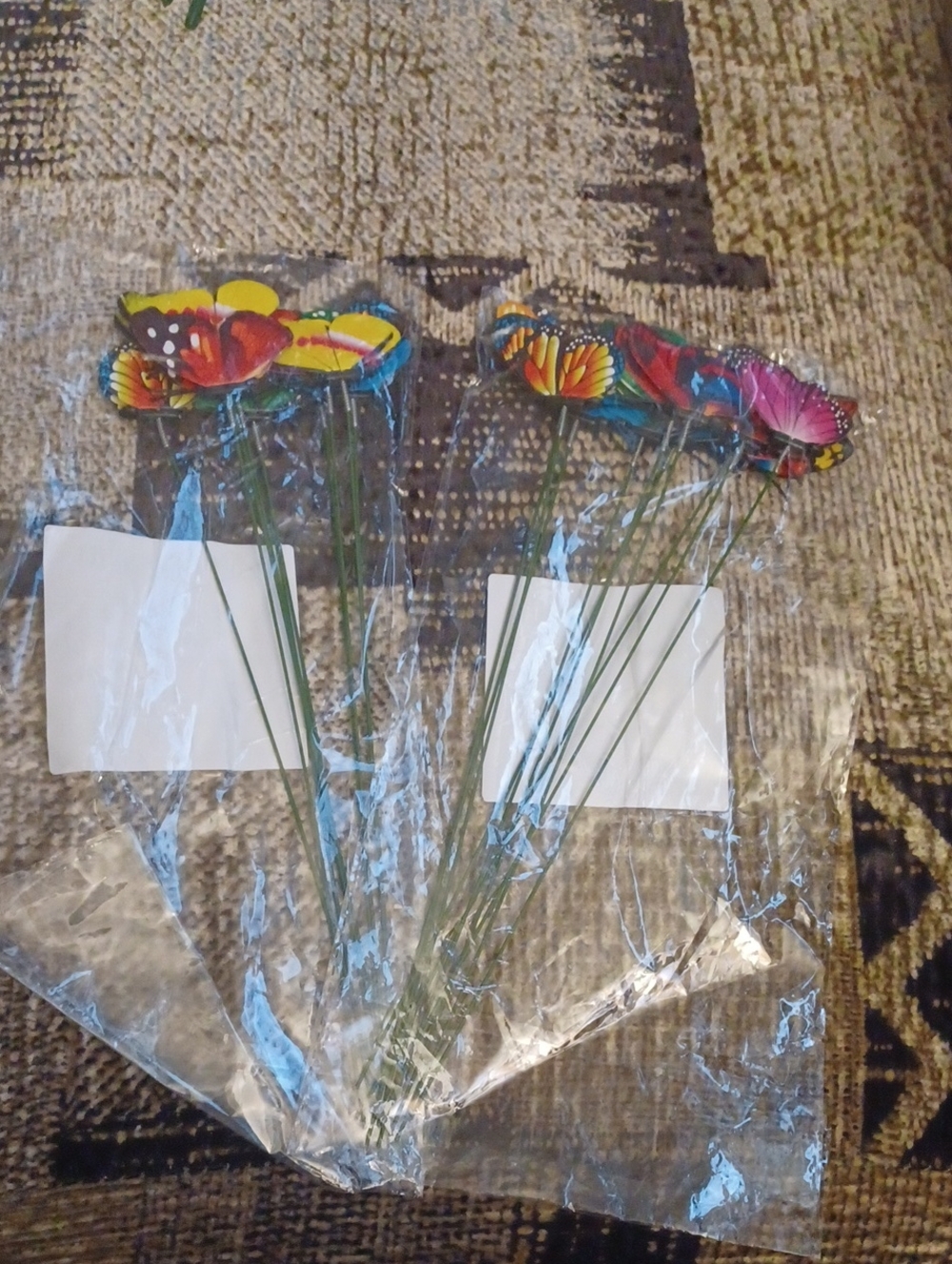 4/$30 New Decorative Butterfly Plant Stakes - Multicolor Set Of 2 Bunches